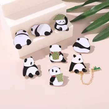Noul Panda cu Bambus Pălărie Email Pin Chineză Urs Broșe Animal Farmecele Metalice Insigne Sac de Haine de Ace de Bijuterii Cadou